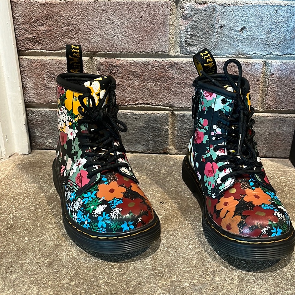 Size 10 Dr. Martens Floral Mash Up K Hydro